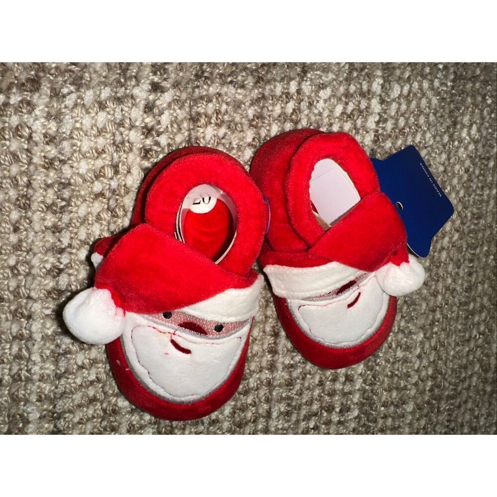 Infant Santa slippers size 3 New Christmas